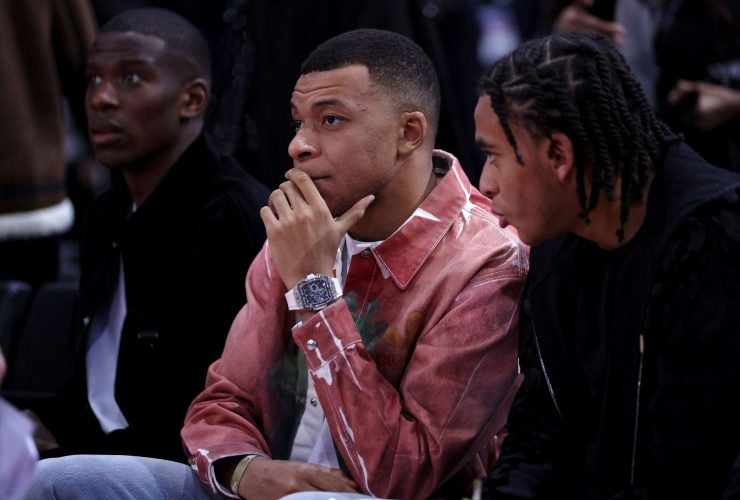 kylian-mbappe-to-receive-staggering-signing-on-bonus-after-agreeing-real-madrid-deal:-reports