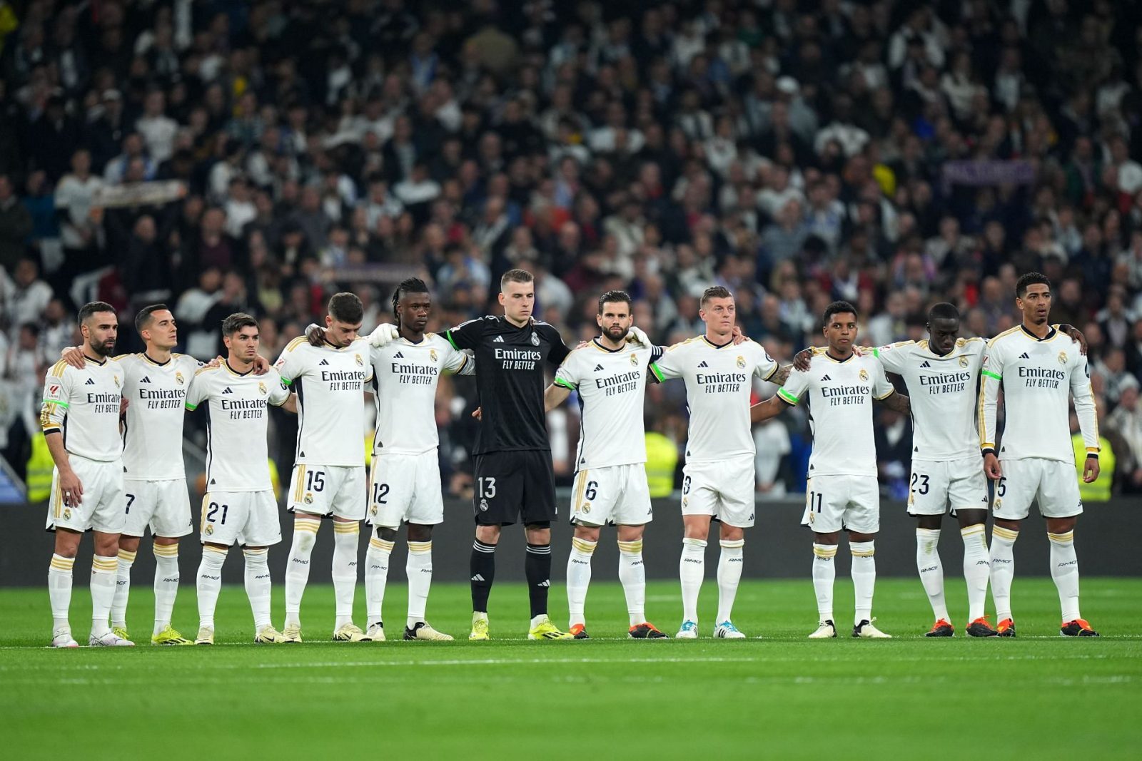 “we-applaud-him”,-“he-was-a-beast-today”-–-real-madrid-fans-hail-24-year-old-star-who-‘everyone-doubted’-after-his-display-in-draw-vs-atletico