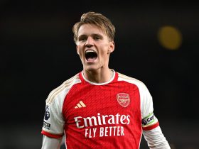 “the-right-time-to-celebrate”-–-jamie-carragher-appears-to-take-another-sly-dig-at-arsenal-captain-martin-odegaard