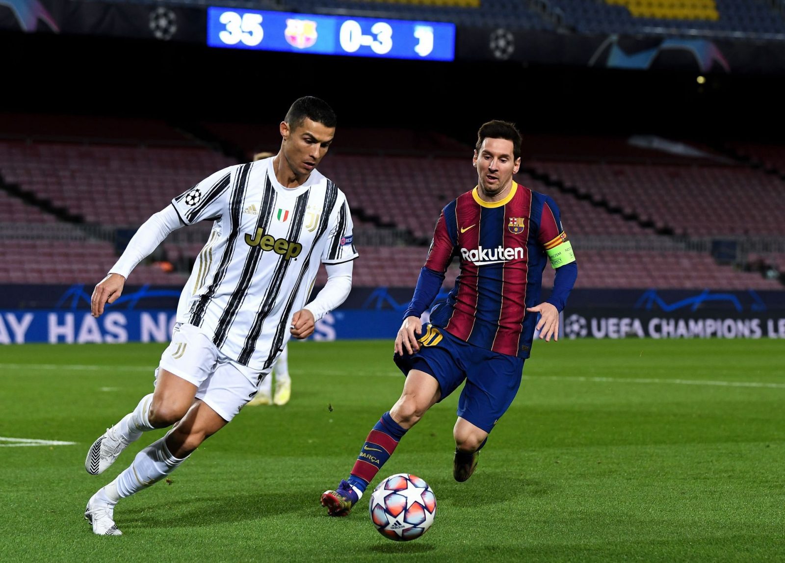 cristiano-ronaldo-or-lionel-messi?-former-premier-league-referee-makes-interest-comment-when-asked-to-pick-between-the-two