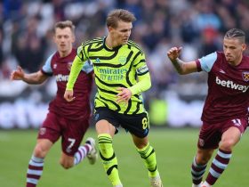 “arsenal-have-taken-this-revenge-thing-too-seriously”,-“rice-is-the-signing-of-the-season”-–-fans-react-as-gunners-hammer-west-ham