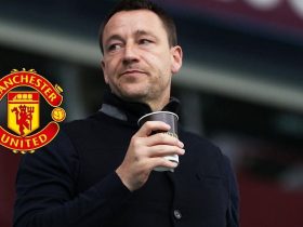 “slowing-the-game-down-and-then-keeps-giving-it-away”-–-jonh-terry-slams-manchester-united-star-for-antics-in-2-1-win-over-aston-villa
