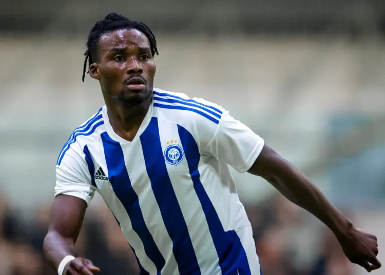 Ghanaian midfielder Hans Nunoo Sarpe