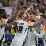Scotland 5-1 in opening clash