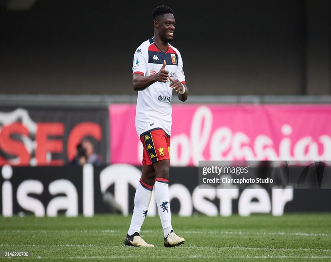 Ghanaian Forward Caleb Ekuban Signs New Deal With Genoa