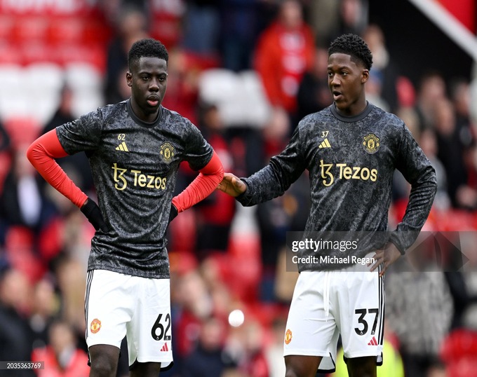 Manchester United Retains Kobbie Mainoo, Seeks to Keep Omari Forson