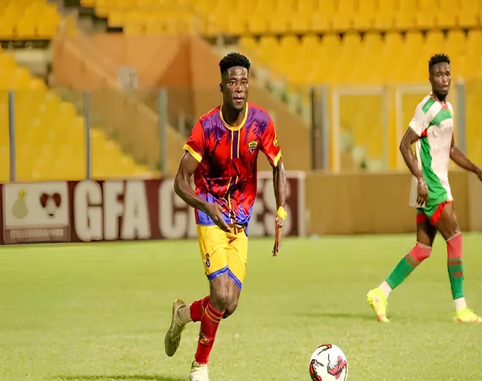 Congolese Midfielder Glid Otanga Clarifies Hearts of Oak Exit